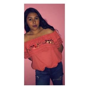 Meet your Posher, Maritsa